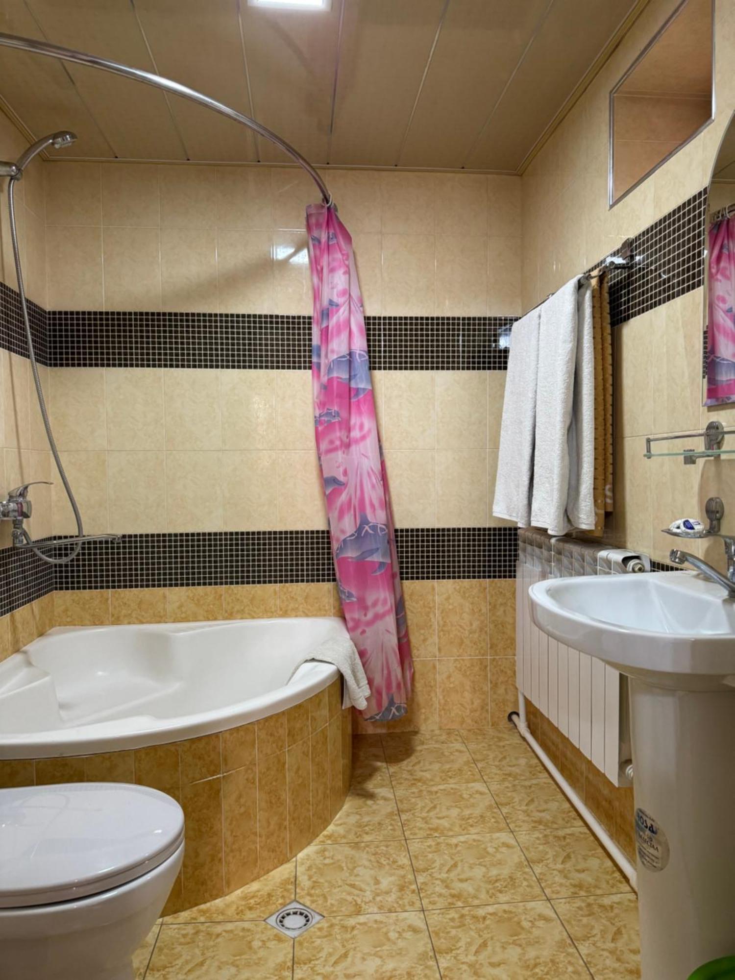 Shahram Plus Samarcanda Exterior foto